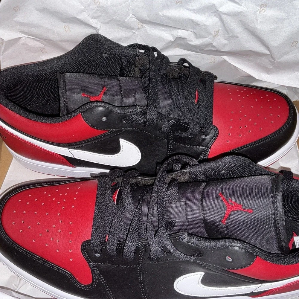 Jordan Men's Athletic Shoes Black Red White